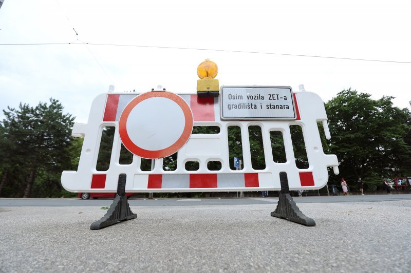 Ozaljska ulica zatvorena je za sav promet zbog radova na izgradnji novog vodoopskrbnog cjevovoda