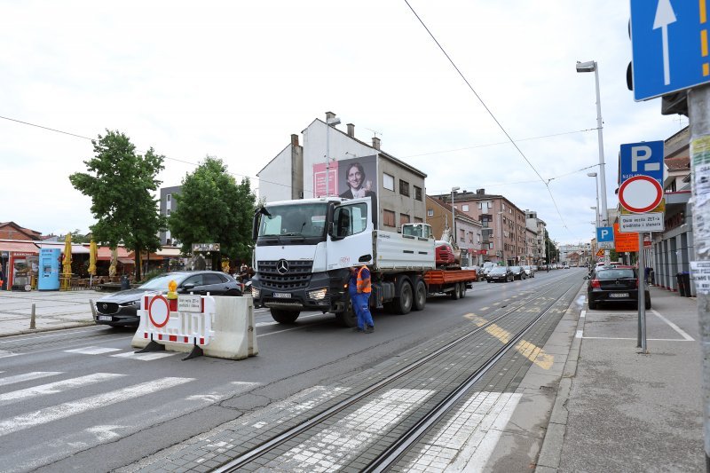 Ozaljska ulica zatvorena je za sav promet zbog radova na izgradnji novog vodoopskrbnog cjevovoda