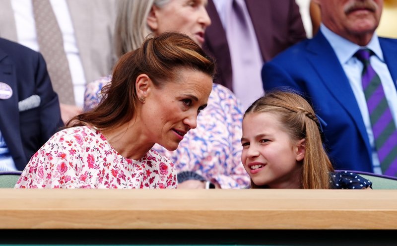 Pippa Middleton i princeza Charlotte