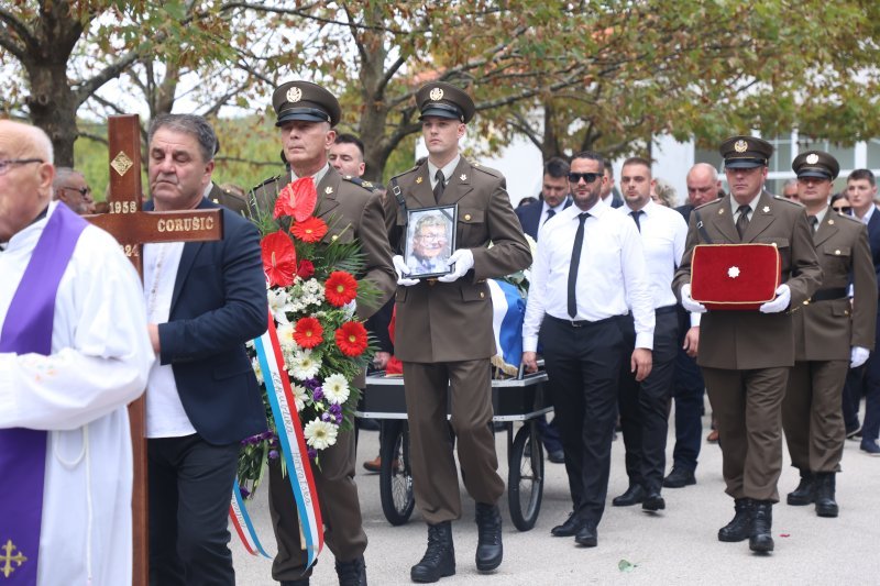 Sprovod Ante Ćorušića