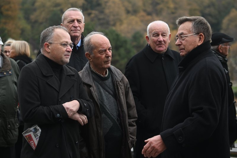 Zlatko Hasanbegović, Dražen Budiša na pogrebu Ivana Zvonimira Čička