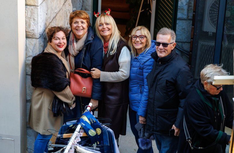 Humanitarni buvljak Ane Gruice Uglešić