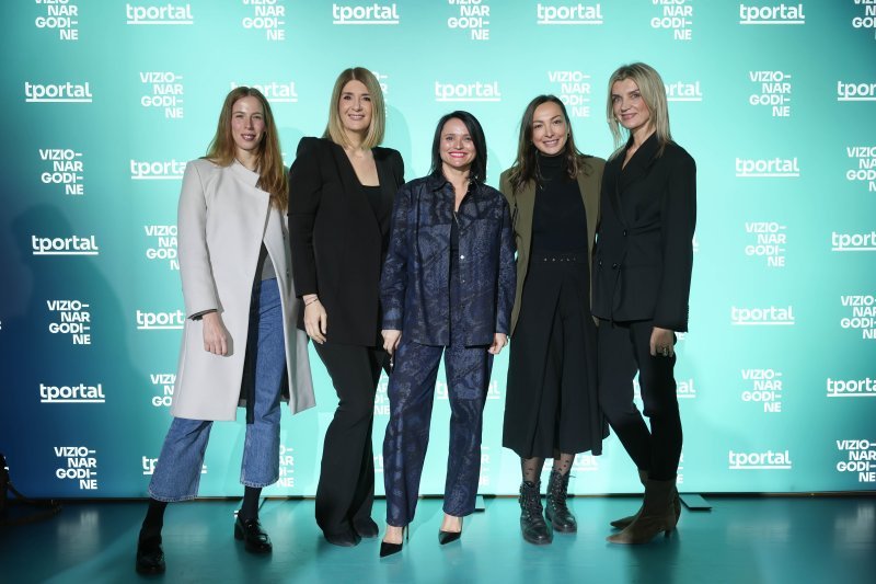 Lara Stolnik, Antonija Mandić, Mirela Hegediš Horvat, Majda Žujo, Dijana Suton
