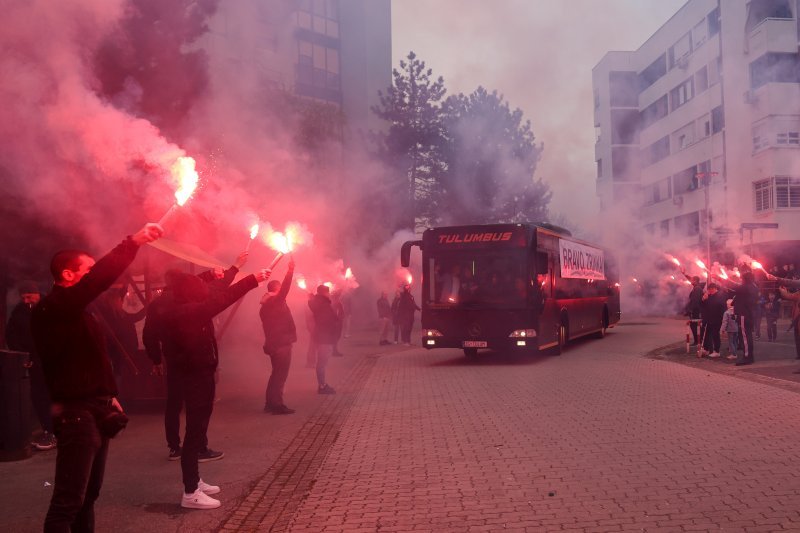Doček Zrinke Ljutić u njezinom kvartu Sloboštini