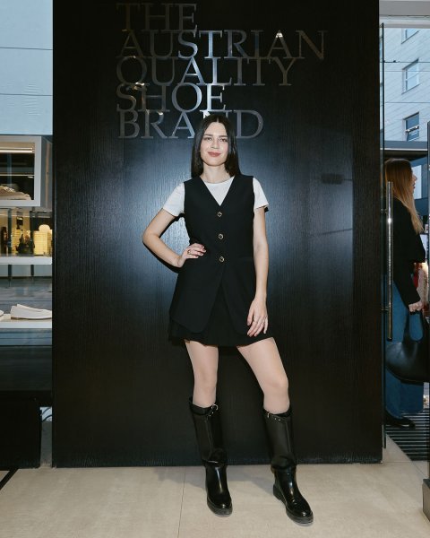 Mia Dimšić
