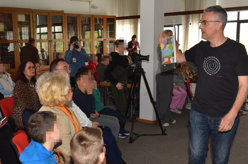 Predstavljanje vremenskih priča za djecu Zorana Vakule