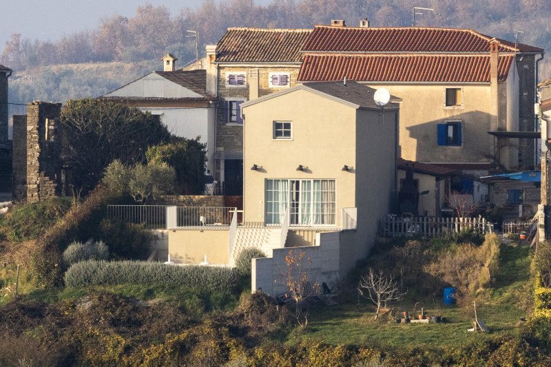 U Momjanu nedaleko Buja bračni par Kekin posjeduje kuću
