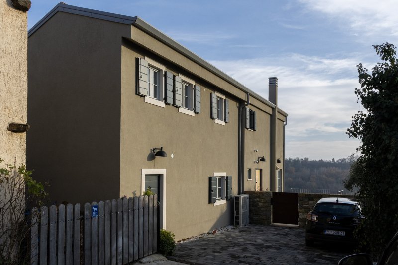 U Momjanu nedaleko Buja bračni par Kekin posjeduje kuću