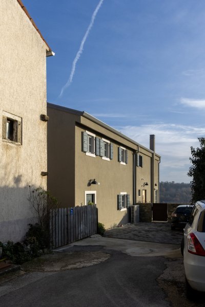 U Momjanu nedaleko Buja bračni par Kekin posjeduje kuću