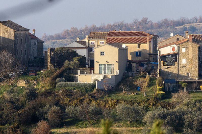 U Momjanu nedaleko Buja bračni par Kekin posjeduje kuću