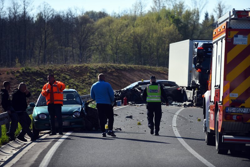 Teška prometna nesreća na državnoj cesti D1