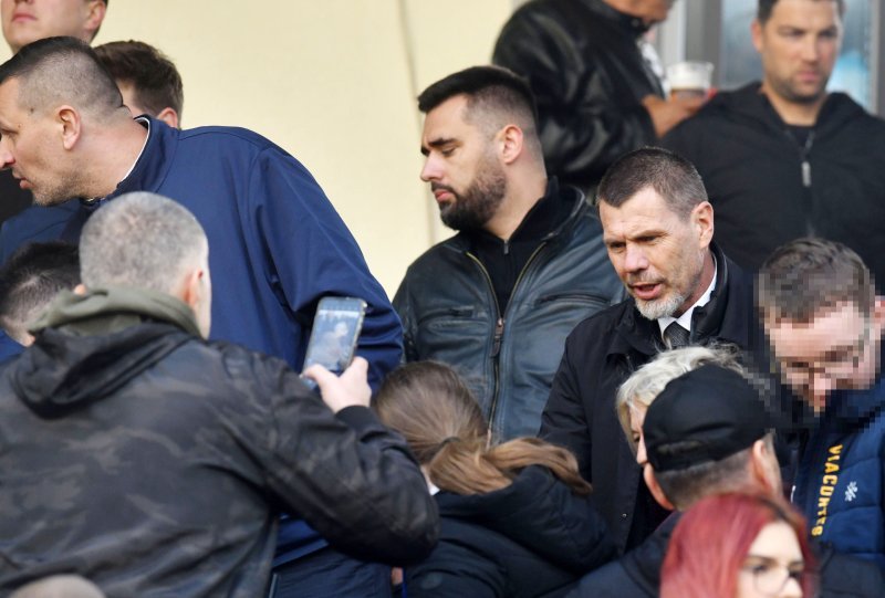 Zvonimir Boban s obožavateljima