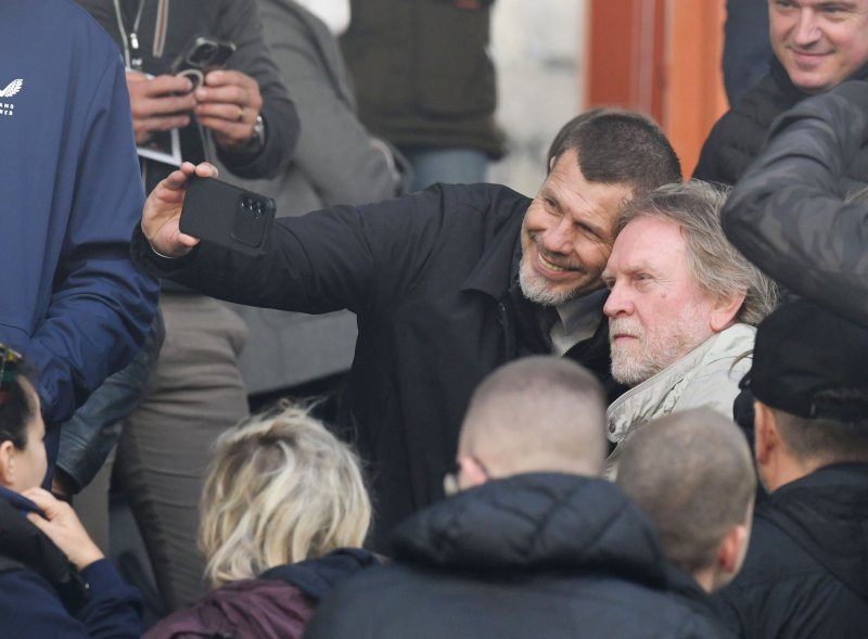 Zvonimir Boban s obožavateljima