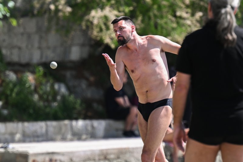 Uskrs na splitskim Bačvicama