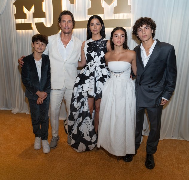 Matthew McConaughey i Camila Alves s djecom