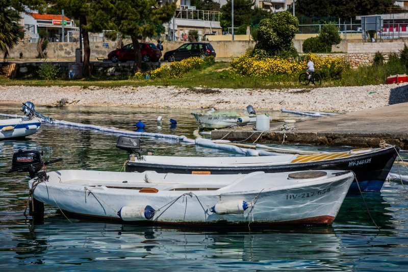 Onečišćenje mora na Hvaru