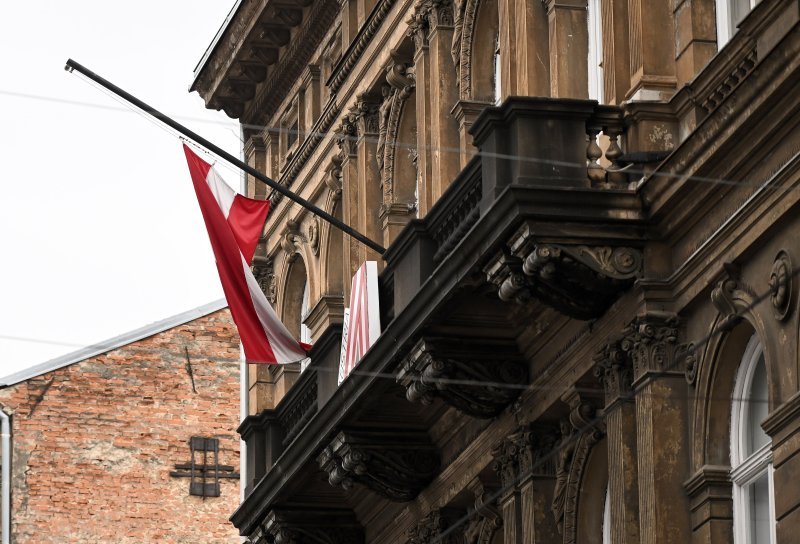 Zastave na pola koplja u Zagrebu