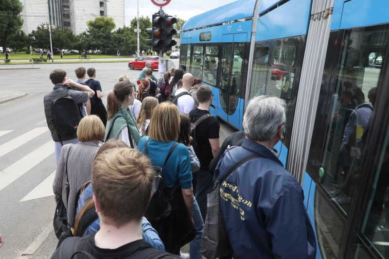 Gužva na Savskoj ulici u Zagrebu