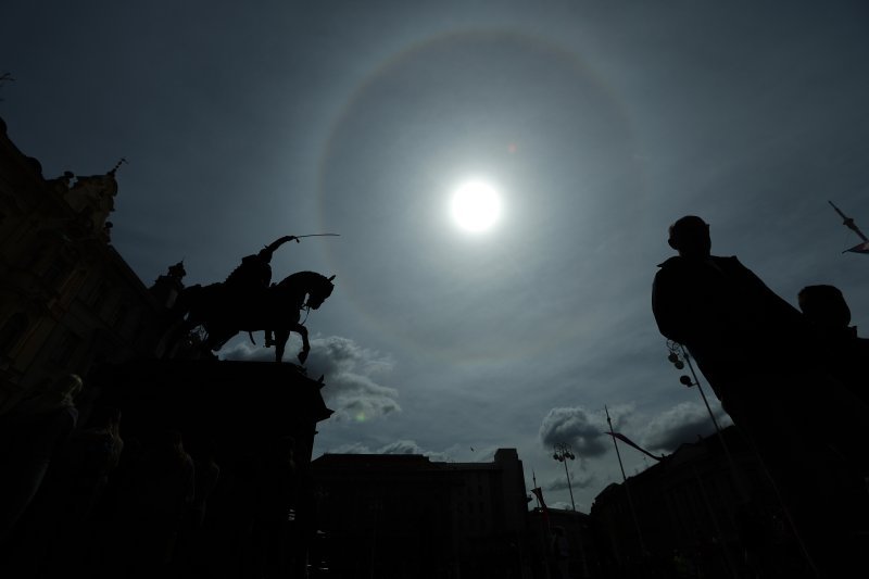 Na nebu iznad Zagreba snimljen halo efekt