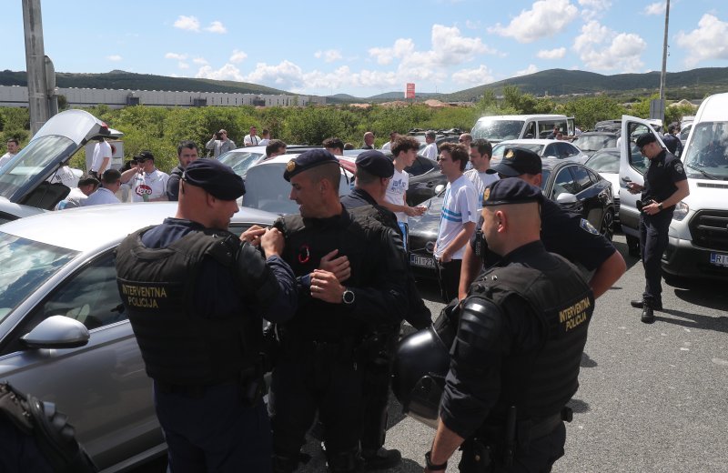 Navijači kod Dugopolja