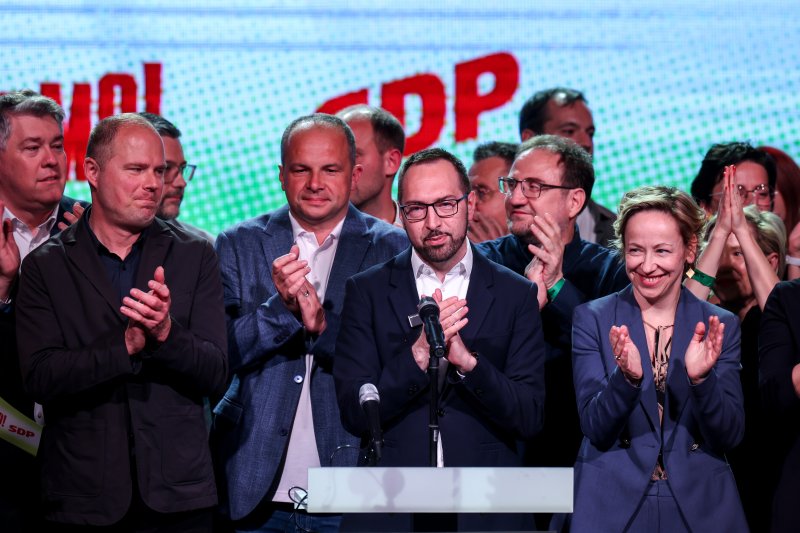 SDP i Možemo slave pobjedu u Zagrebu - Boris Lalovac, Luka Korlaet, Siniša Hajdaš Dončić, Tomislav Tomašević, Danijela Dolenec