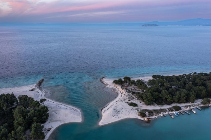 Grčka plaža Glarokavos