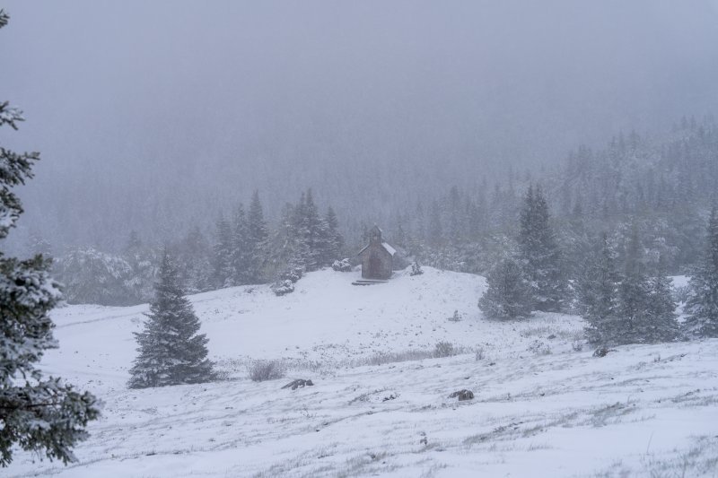 Snijeg pao u Nacionalnom parku Sjeverni Velebit