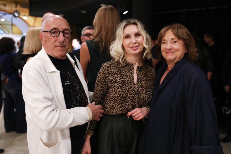 Poznati na premijeri predstave Drama bez naslova
