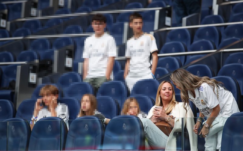 Vanja Modrić s djecom