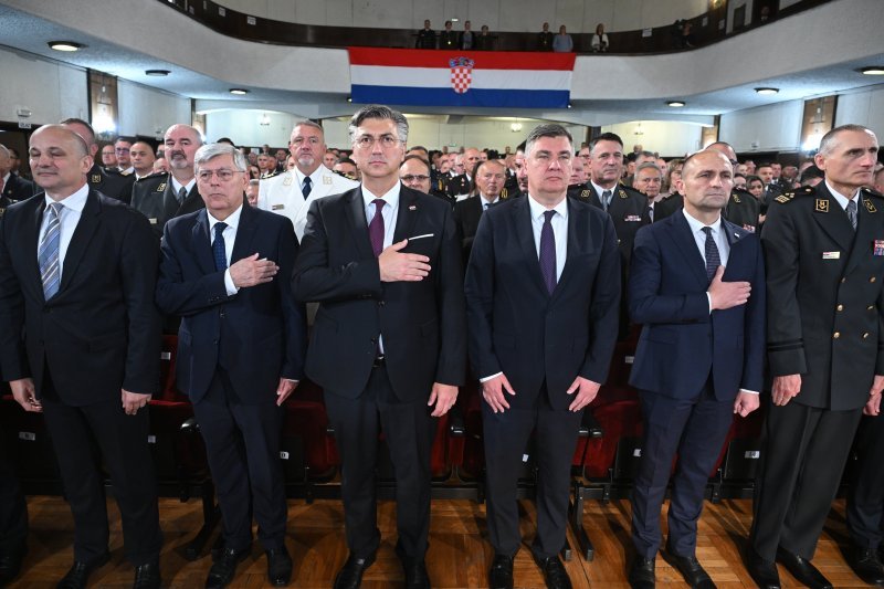 Plenković i Milanović na Danu Hrvatske vojske
