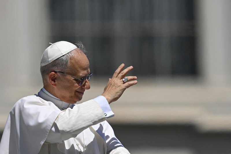 Papa Lav XIV.