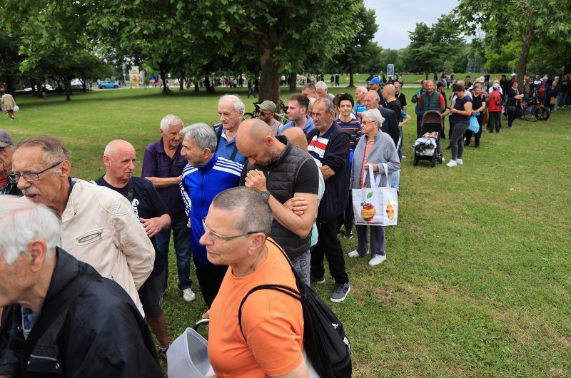 Podjela graha na Jarunu