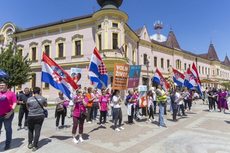 Hod za život u Vinkovcima