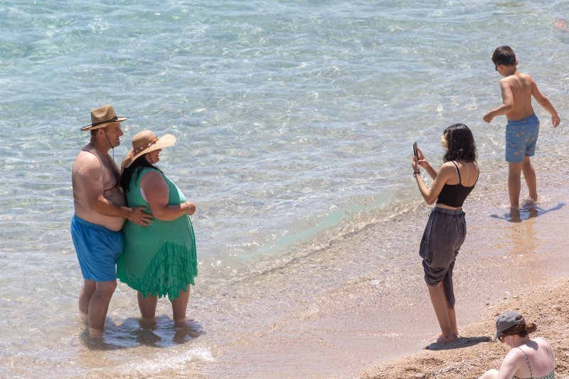 Najpoznatija dubrovačka plaža Banje puna je kupača