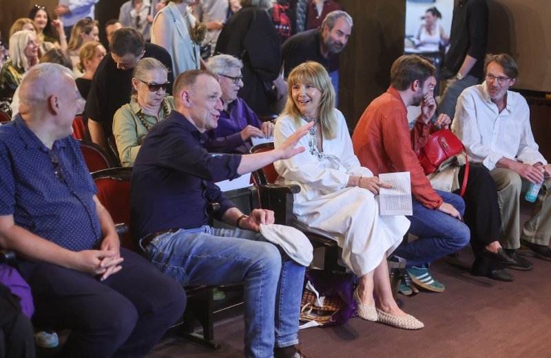 Barbara Nola, Vinko Brešan
