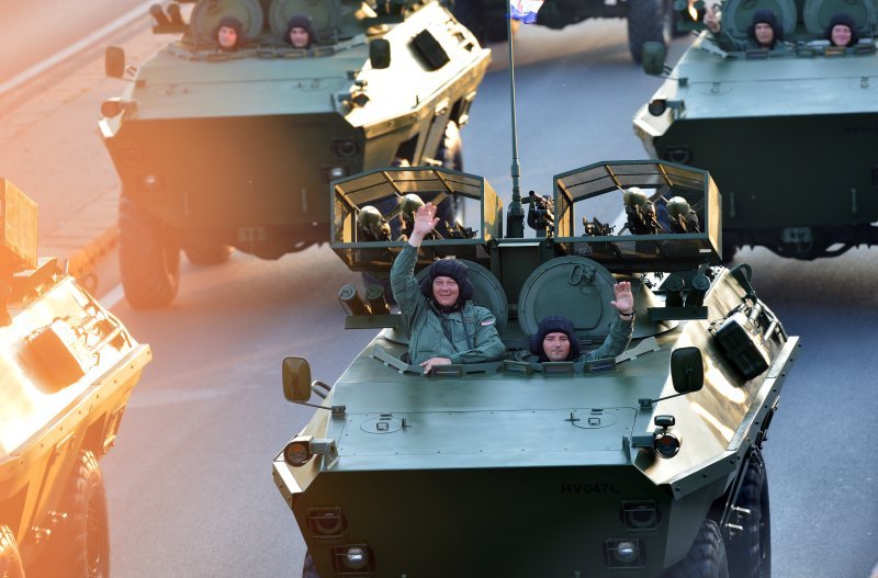 Vojni mimohod u Zagrebu 2015.