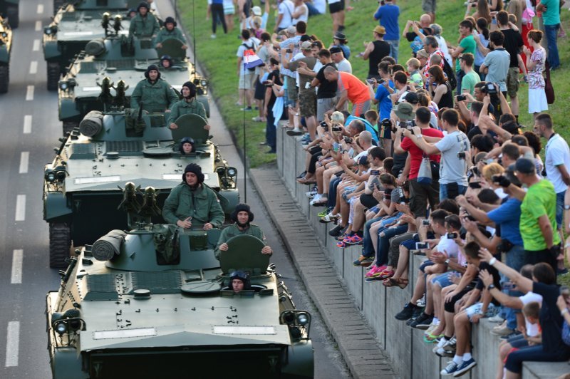 Vojni mimohod u Zagrebu 2015.