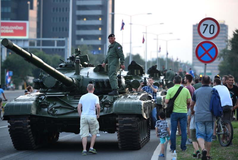 Vojni mimohod u Zagrebu 2015.