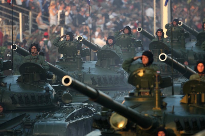 Vojni mimohod u Zagrebu 2015.