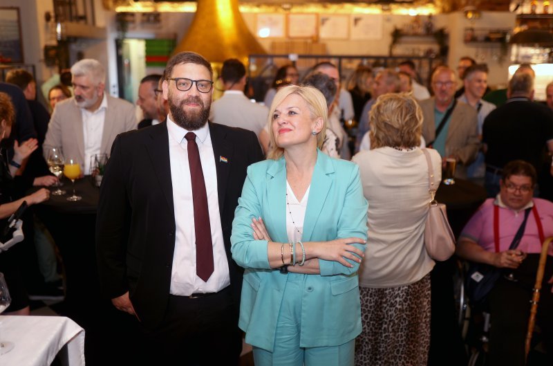 Vedran Vivoda, Iva Rinčić