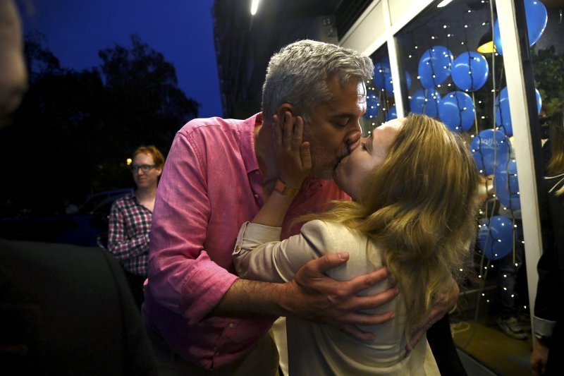 Nino Raspudić i Marija Selak Raspudić poljupcem se oprostili od njezine utrke za gradonačelnicu