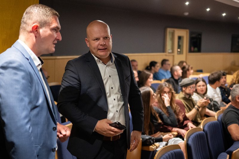 Poznati na premijeri predstave 'Juha braće Marx'