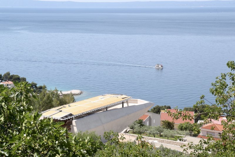Građevina u Baškoj Vodi