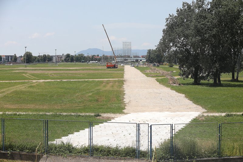 Pripreme za Thompsonov koncert na Hipodromu