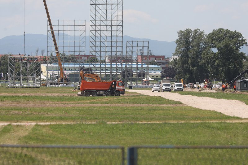 Pripreme za Thompsonov koncert na Hipodromu