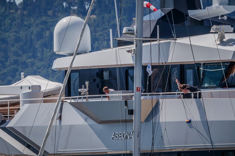 Jahte Jeffa Bezosa u Marini Kaštela