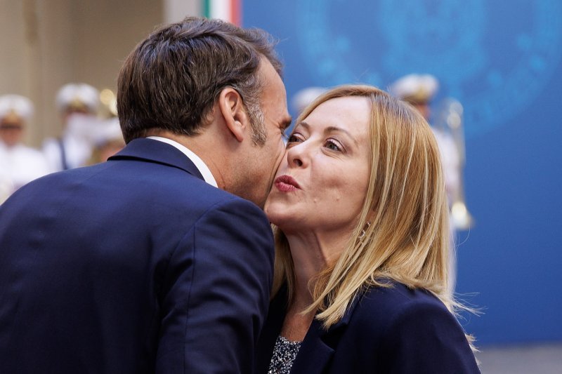 Emmanuel Macron i Giorgia Meloni