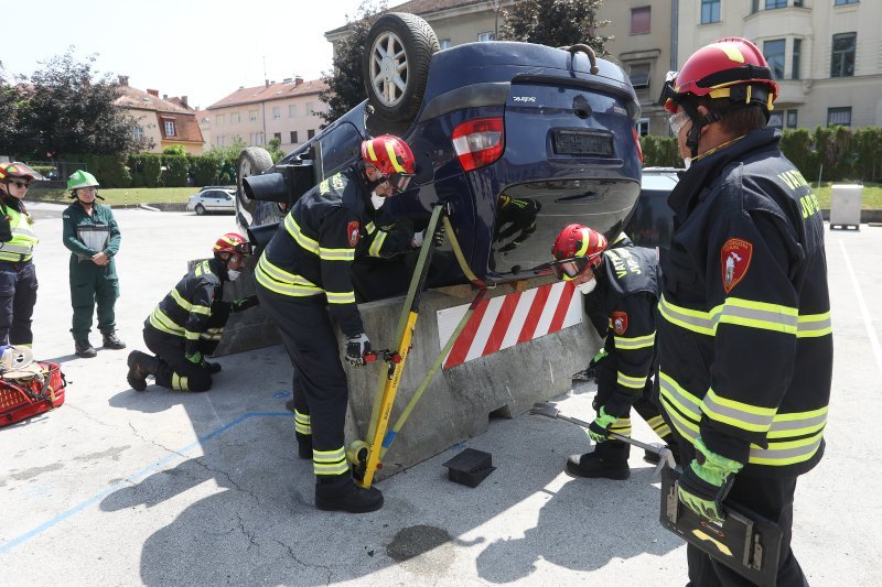 Započelo natjecanje Croatia Rescue Challenge 2025. u Karlovcu