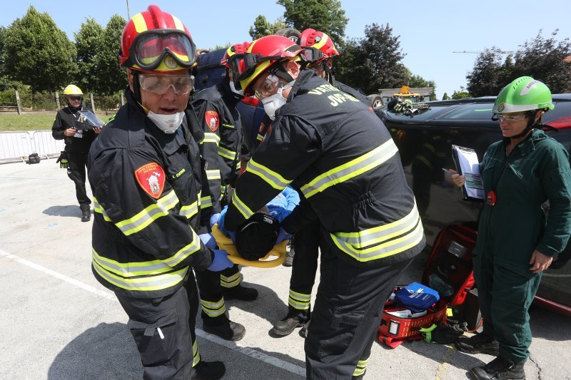Započelo natjecanje Croatia Rescue Challenge 2025. u Karlovcu