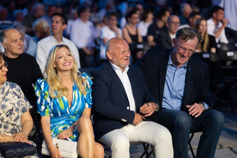 Zlatko i Blanka Mateša, Tomislav Paškvalin